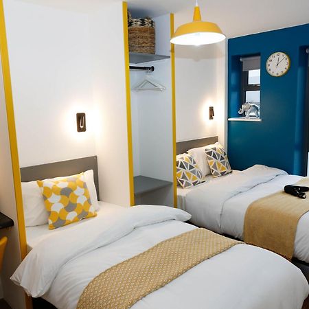 לונדון New Luxury Apartments In Central Location Next To Shops, Cafes, Bars & Metro מראה חיצוני תמונה