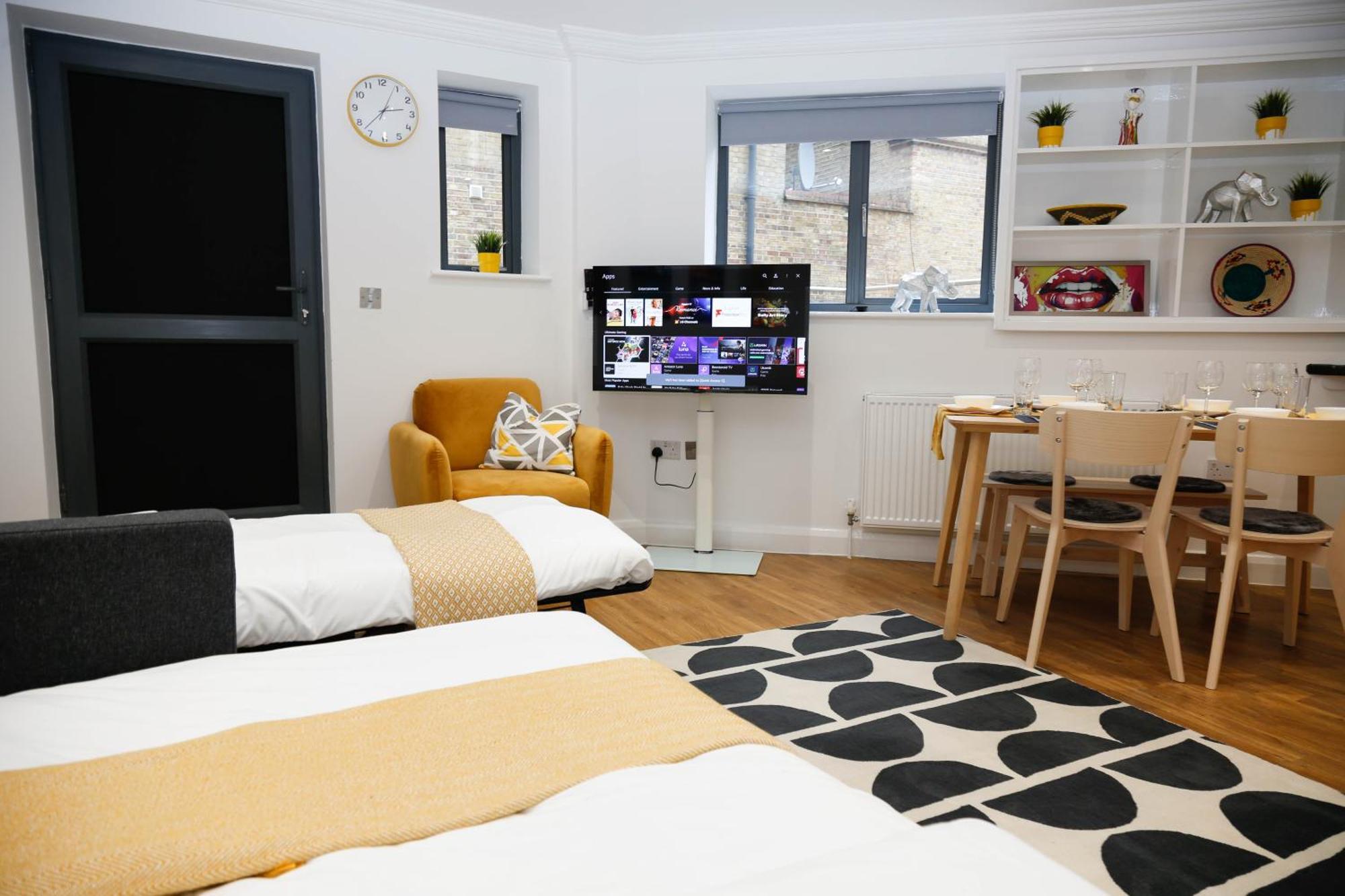 לונדון New Luxury Apartments In Central Location Next To Shops, Cafes, Bars & Metro מראה חיצוני תמונה