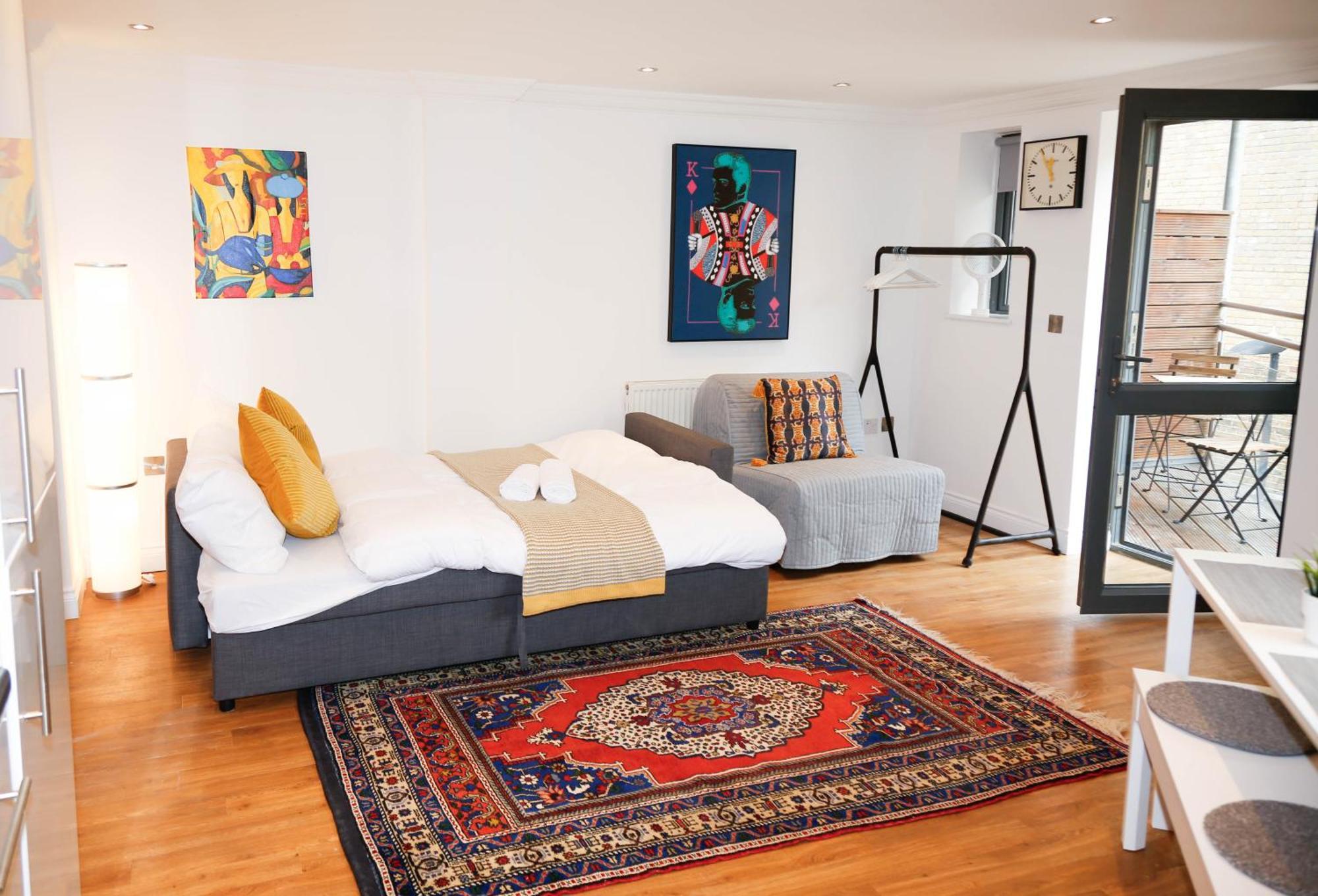 לונדון New Luxury Apartments In Central Location Next To Shops, Cafes, Bars & Metro מראה חיצוני תמונה