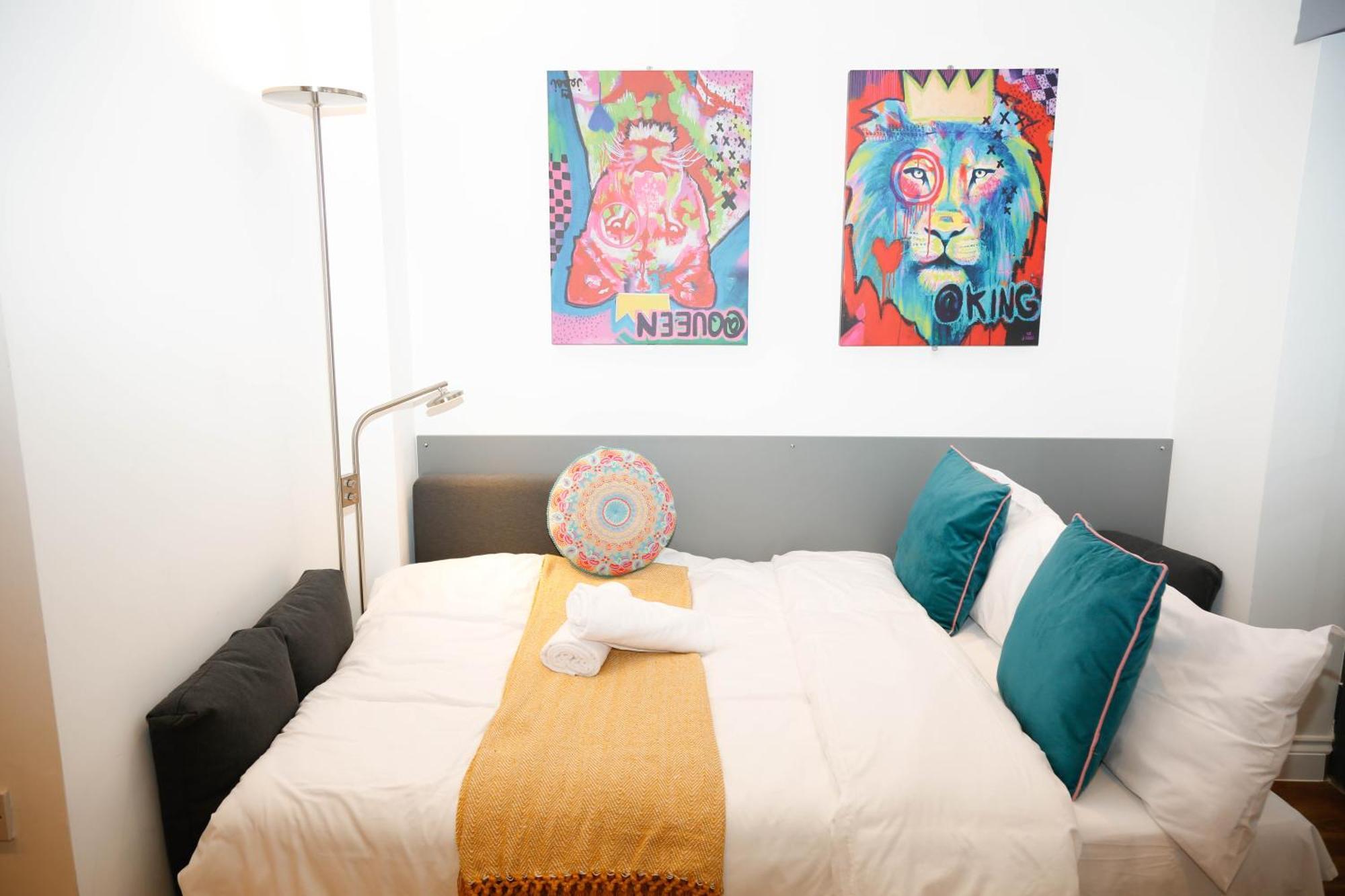 לונדון New Luxury Apartments In Central Location Next To Shops, Cafes, Bars & Metro מראה חיצוני תמונה