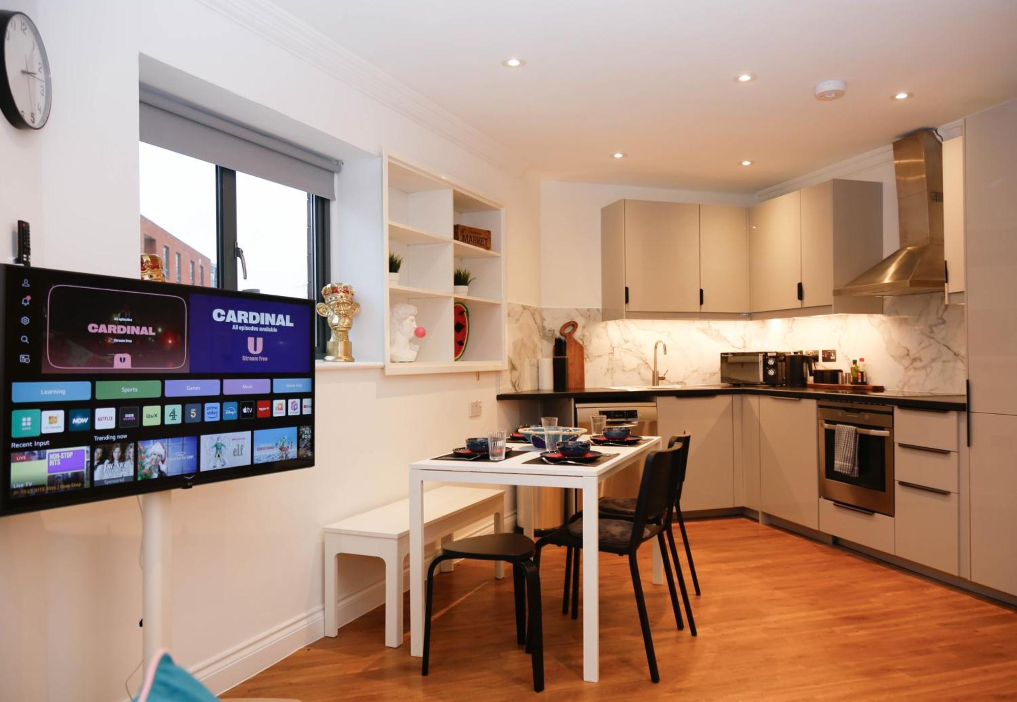 לונדון New Luxury Apartments In Central Location Next To Shops, Cafes, Bars & Metro מראה חיצוני תמונה