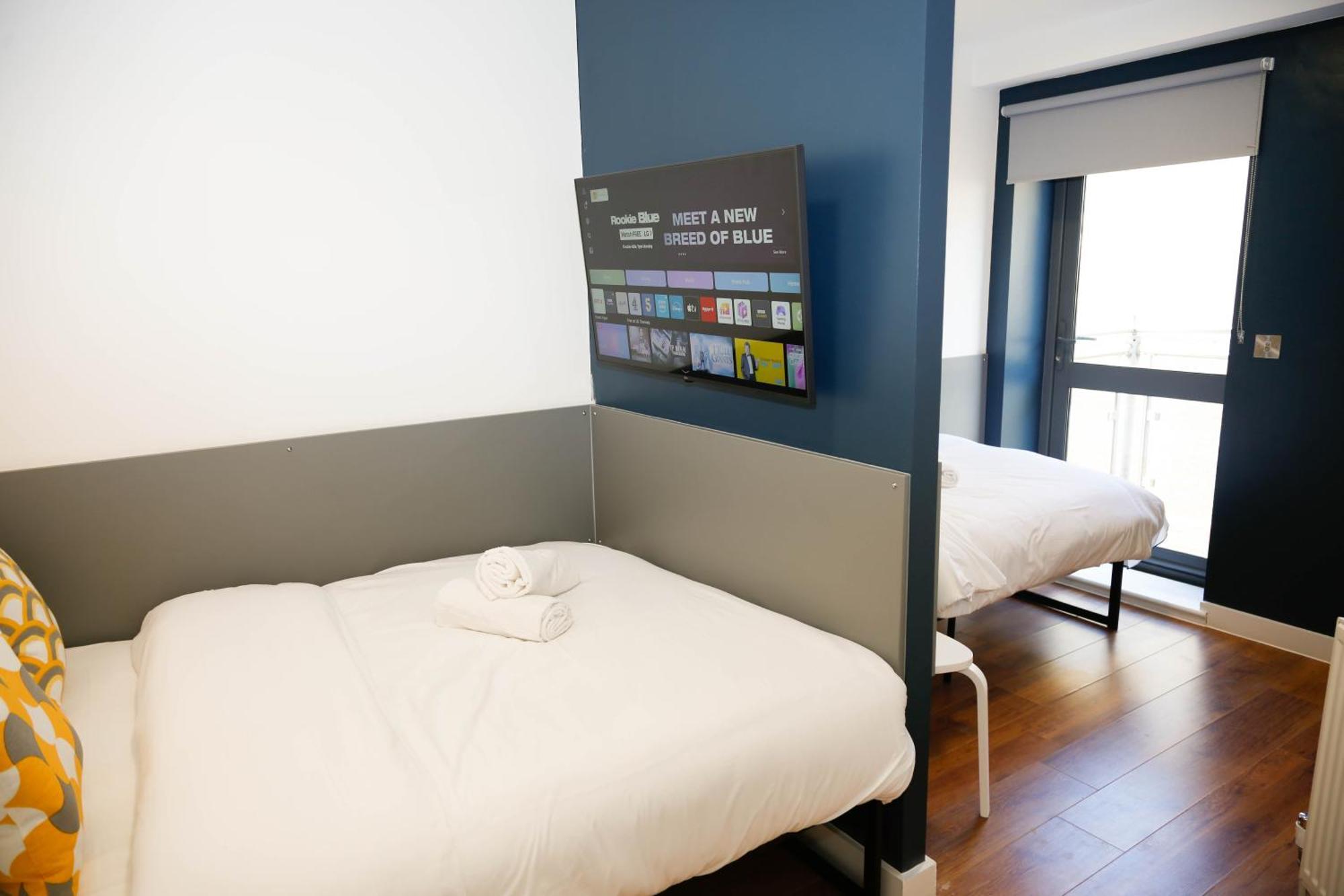 לונדון New Luxury Apartments In Central Location Next To Shops, Cafes, Bars & Metro מראה חיצוני תמונה